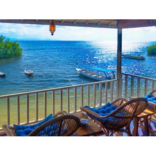 Lembo Lagoon Bungalows