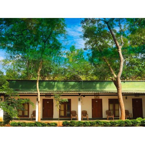 Leon Lakeside Hotel - Kataragama