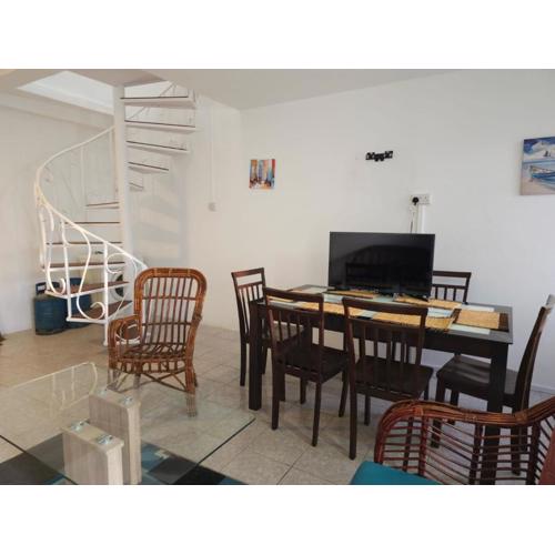 Les Badamiers Seafont Apartment - Blue Bay