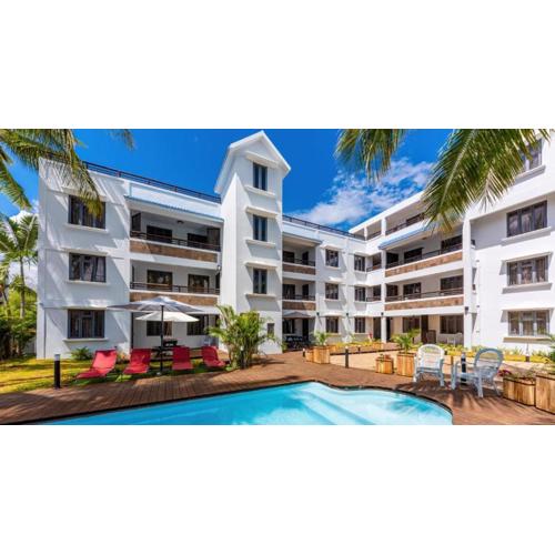 Les Cerisiers - Beach Apartment with Pool, Few Steps to the Beach