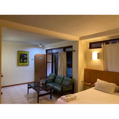 Lestari Hotel & Resto