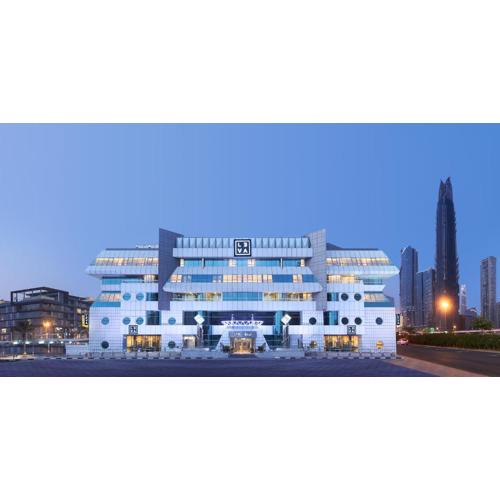 Leva Hotel and Suites, Opposite Downtown