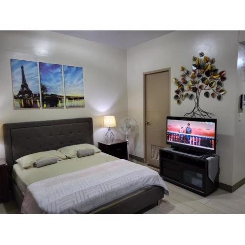 Liana's Condo Newport City