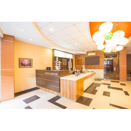 Life Hotel Sudirman Surabaya