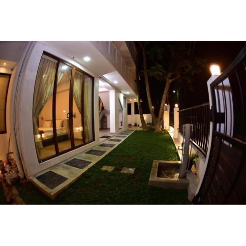 Lily Holiday Apartments