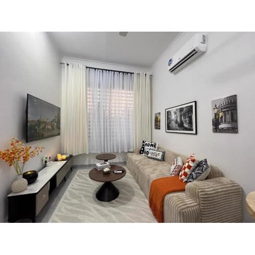 Lily one bedroom apartment with Island kitchen