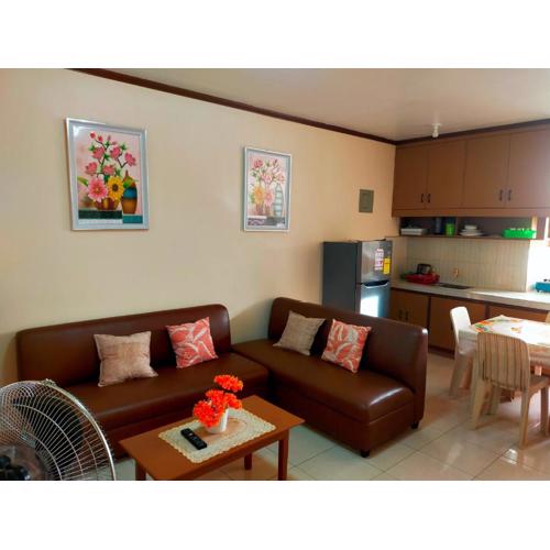 Linda's Apartment and Transient