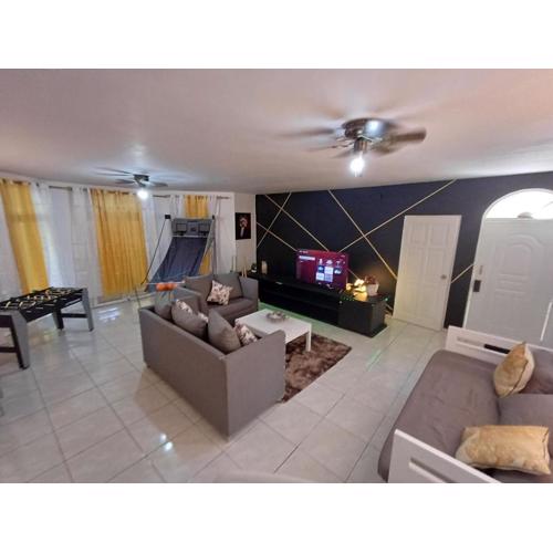 Linkzup Playa Laguna Villa