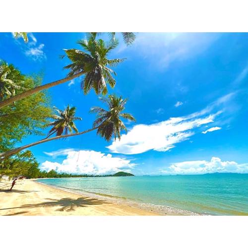 Lipa Lodge Beach Resort