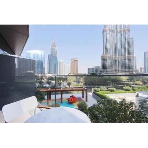 Livbnb-3BR with Burj Khalifa View, Heart of Downtown
