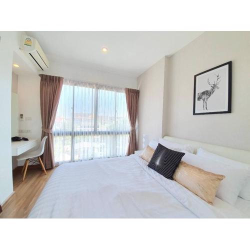 Live in Nimman High Floor And Rooftop Pool