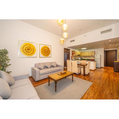 Live spacious 3BR apartment all En Suite & Balcony