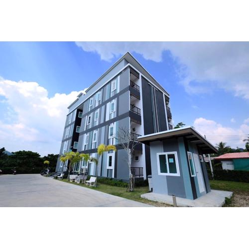 Living at Sphere Family room