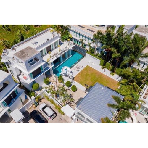 Living Pool Villa, Volley Court