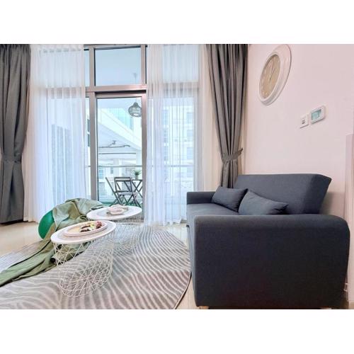 LivWithUs-Studio in One BR Setup, Dubai Marina