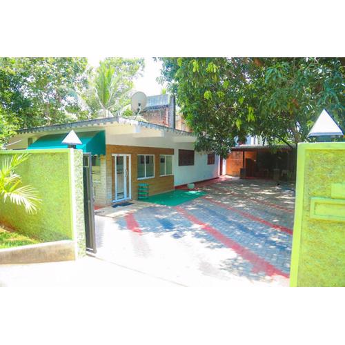 Liyasha Hotel