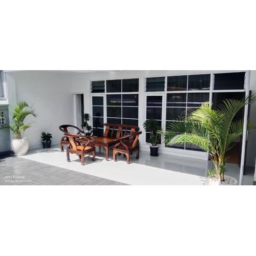 Local Holiday Family Home Bali