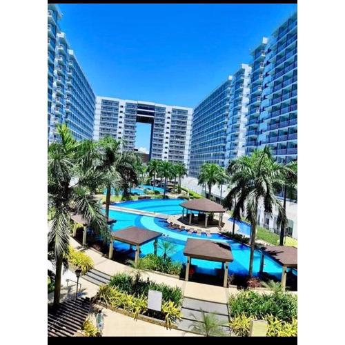 Location perfect staycation with Netflix