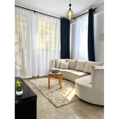 Lofty 1br Milimani with AC