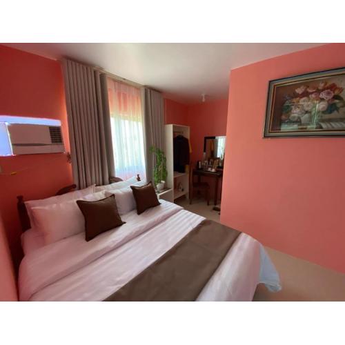 Lolit's Pension House