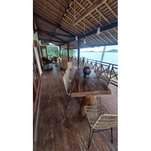 Lombok Villas, Villa KuraKura