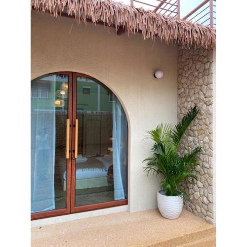 Longtimenosea bangsaen ลองไทม์โนซี บางแสน