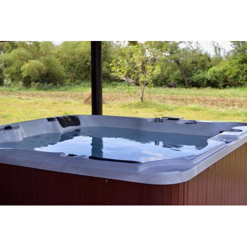 Lorenzo's Farm and Leisure