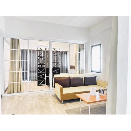 Los Inn Nakhon ลอส อินน์ นคร