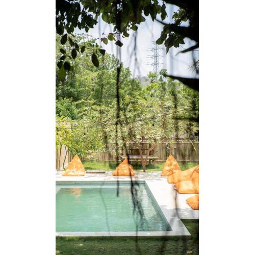 Lost Inn Kuta Capsule Hostel