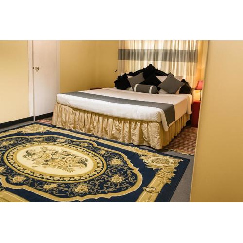 Lotus Mountain Retreat