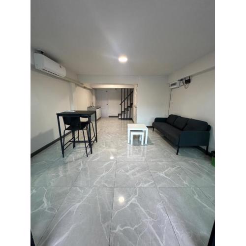 Love and join hostel