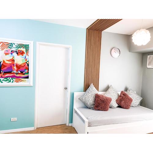 Lovely 1 Bedroom unit in Avida w/ WiFi (upto 4 pax)