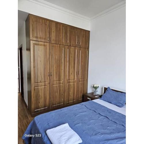 lovely 2 bed, 2.5 bath condo