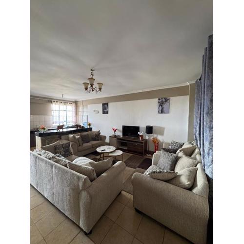 Lovely 2-bedroom Fully-Furnished apartment