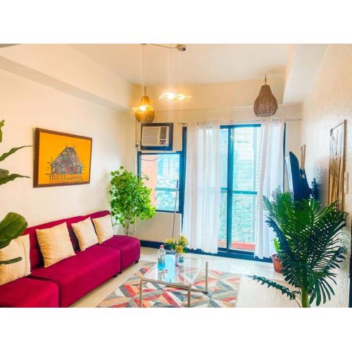 Lovely 2BR Penthouse in Poblacion, Makati