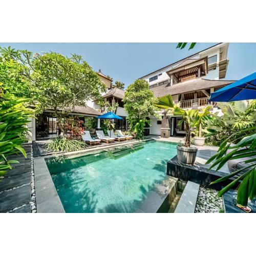 Lovely 5BR-Villa by Rock-STR at the heart of Canggu just 5min walk to the beach