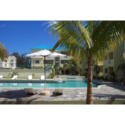 Lovely apartment in Flic en Flac, close to the lovely beach and all amenities