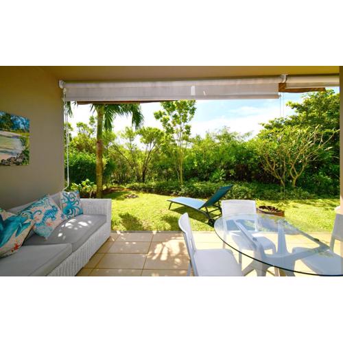 Lovely Azuri Appartment on groundlevel , private garden