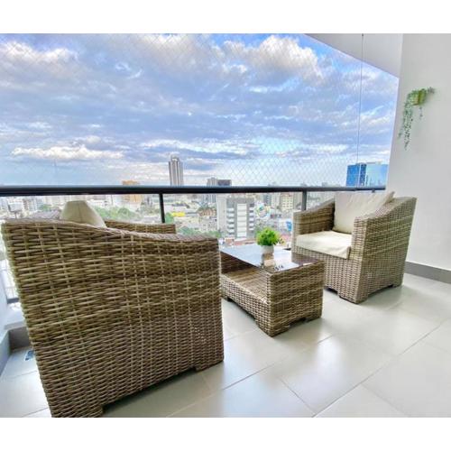 Lovely City Center Condo