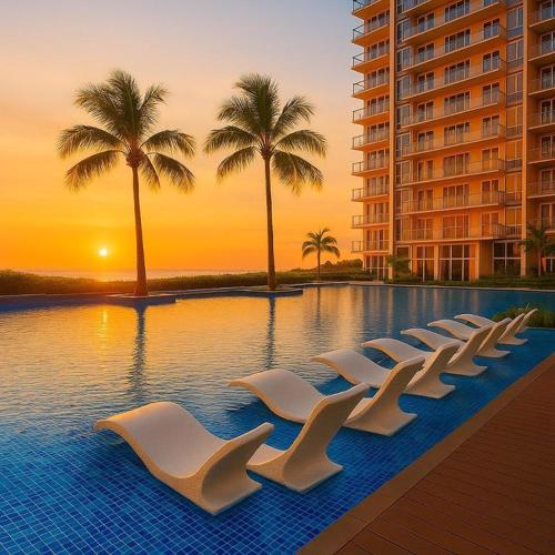 Lovely & Luxury 1BR near Solaire, Okada w Sunset