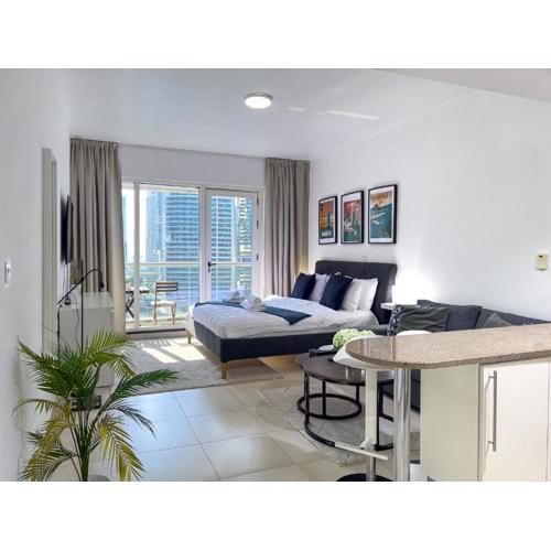 Lovely Studio at The Arch Tower JLT