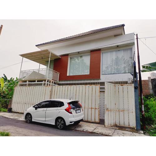 Lovena Luxury Homestay Solo