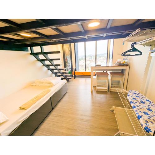 Lovina 12-19 Pollux Meisterstadt