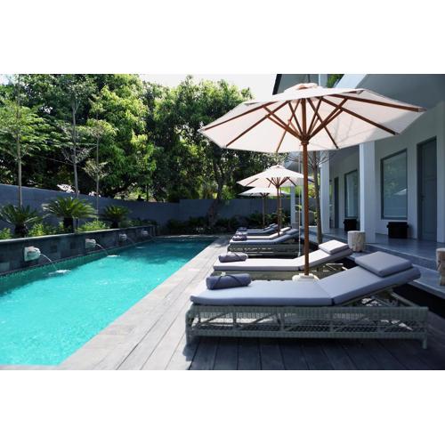 Lovinalife Room & Cafe