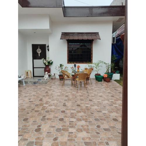 LR Bungalow