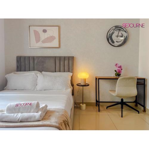 LS10-Well Designed Studio In Lake Side Tower A