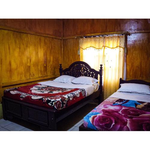 Lucas Authentic Lodge