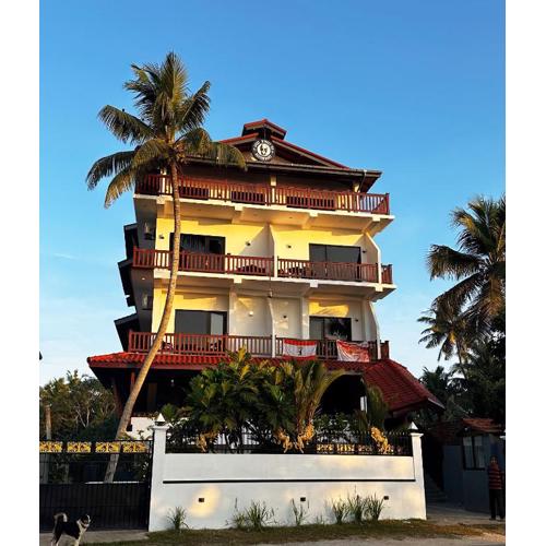 Lucky Monkey Inn and Restaurant