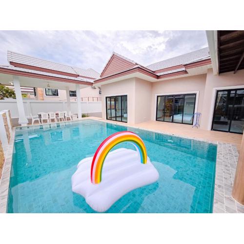 Luekpanee pool villa pranburi