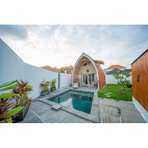 Lumbung Style Studio with Pool, 10 mins to the beach